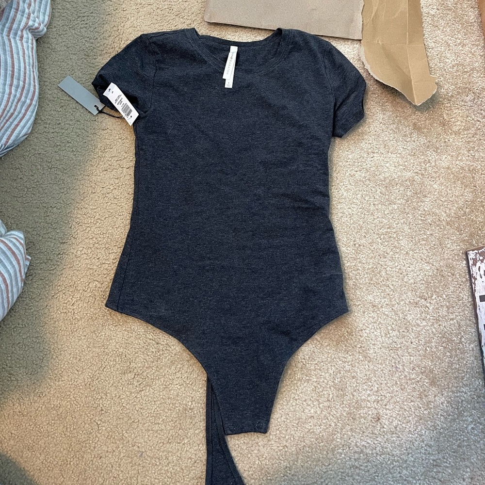 Aritzia soft contour crew bodysuit